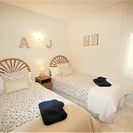 Apartment Waterfront Morlaco *
